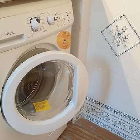 펜션 3 Bedroom House In *
