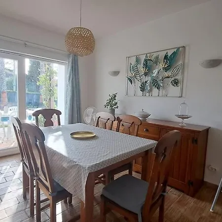 펜션 3 Bedroom House In Senhora da Luz