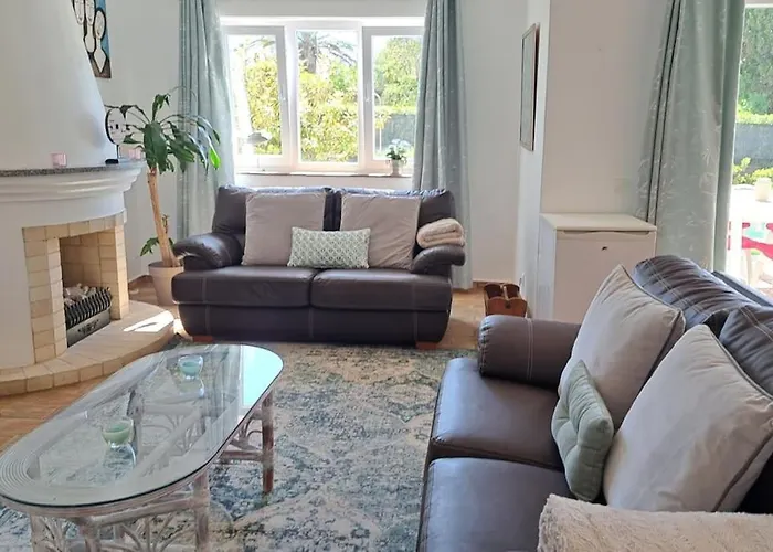 度假居 3 Bedroom House In *